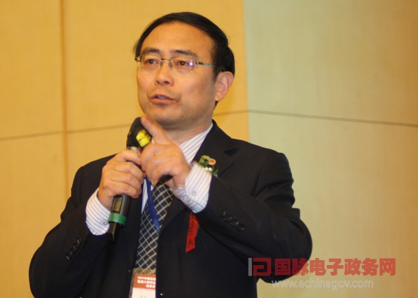 金中一:政务微博推动创新2.0