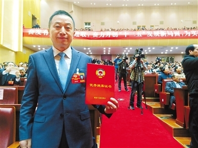 我是重庆德职高生,可不可以重庆以外的大学?_