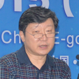 胡 帆